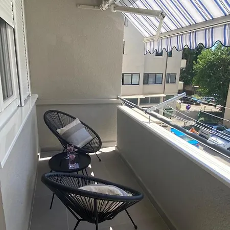 アパート A&a マカルスカ